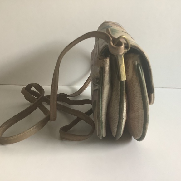 Sam Sam Vintage Genuine Leather Hand Painted Crossbody Bag - Picture 2 of 16